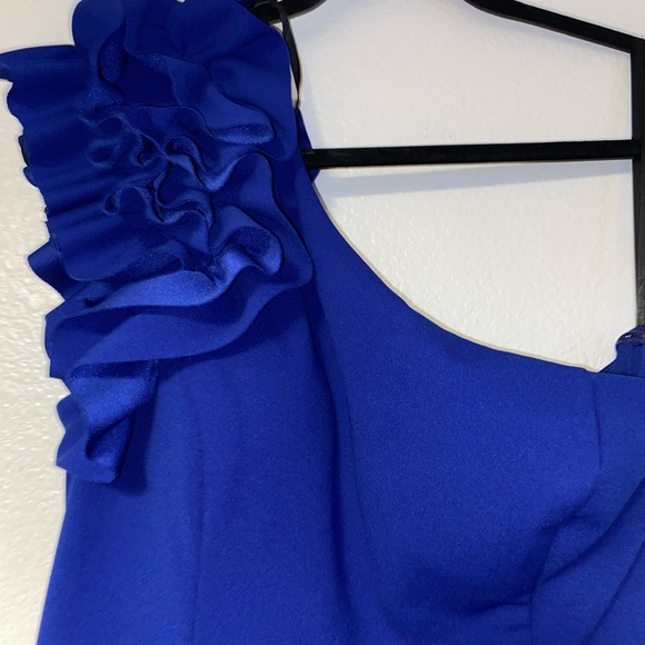 "IVY" ONE SHOULDER RUFFLE SCUBA CREPE DRESS - Picture 3 of 7